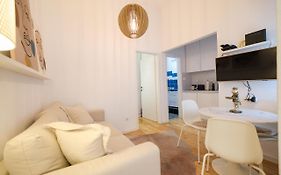 Iadra Apartment In City Center